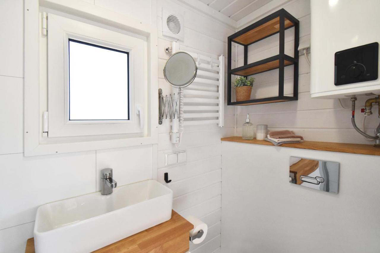 Dadaj Park - Tiny House Villa Бискупиец Екстериор снимка